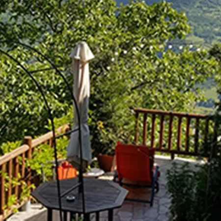 Domek alpejski Ibiscus Villeneuve